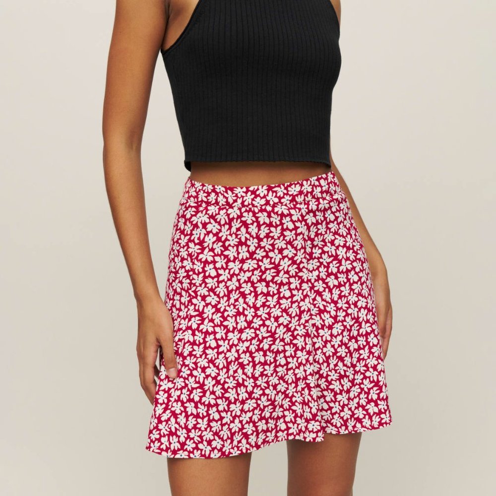 Reformation Grenadine Flounce Skirt (Red, Size 8)